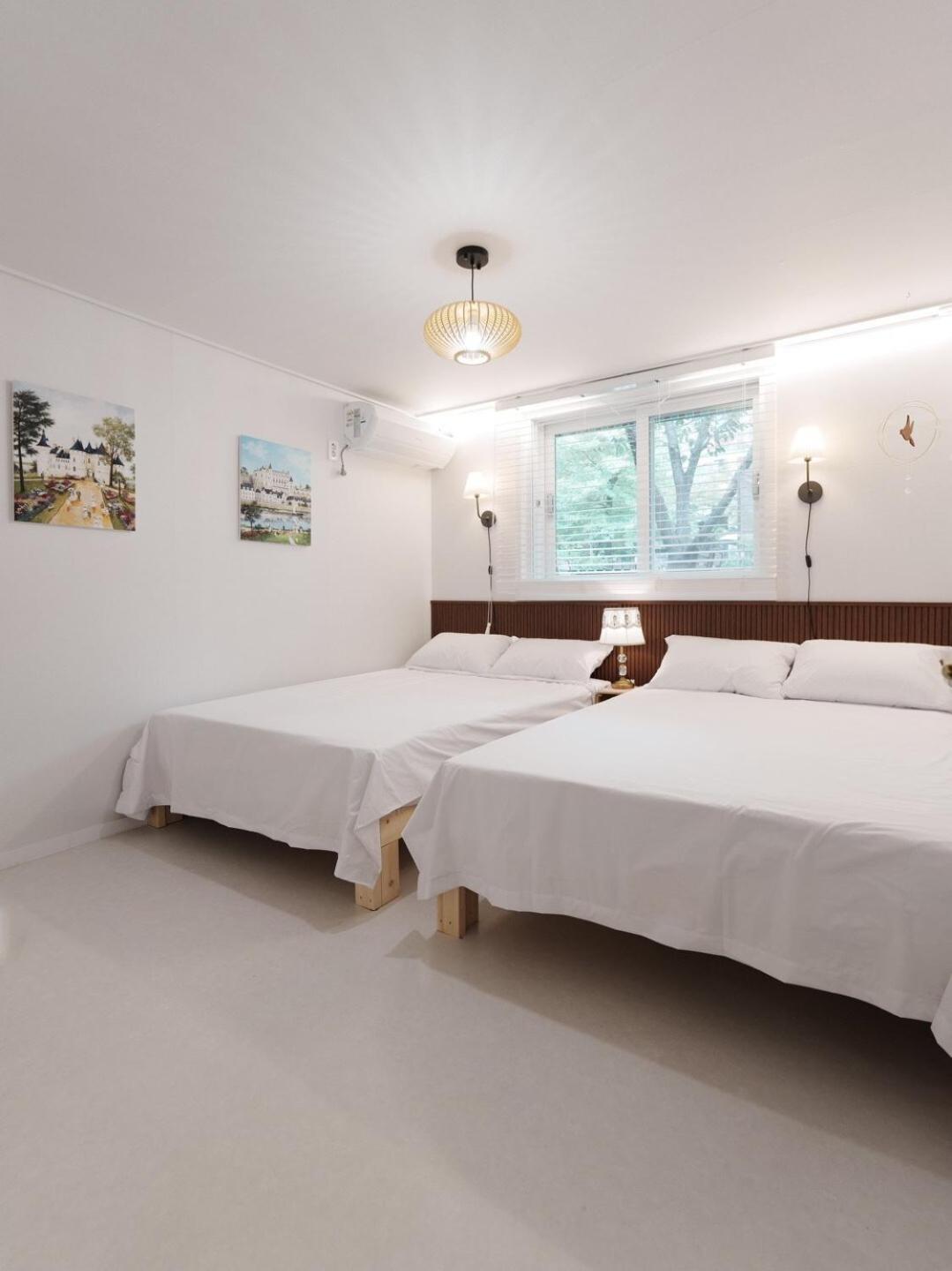 Hongik Stay2 Guest house