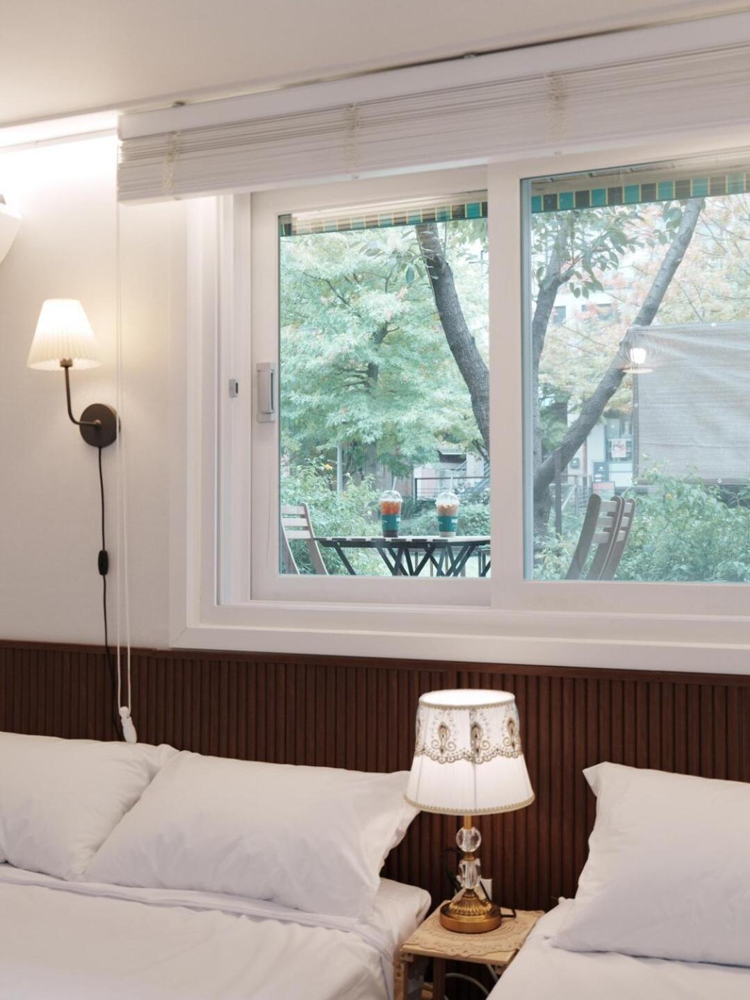 Hongik Stay2 Guest house